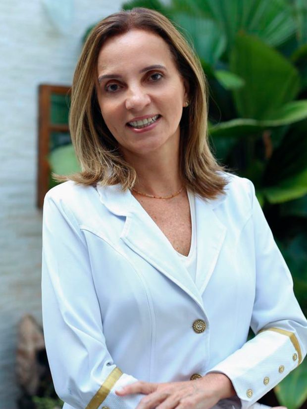 Dra. Karen C. Camarotto, ginecologia, obstetrícia e mastologia na Clínica Patah, São Paulo
